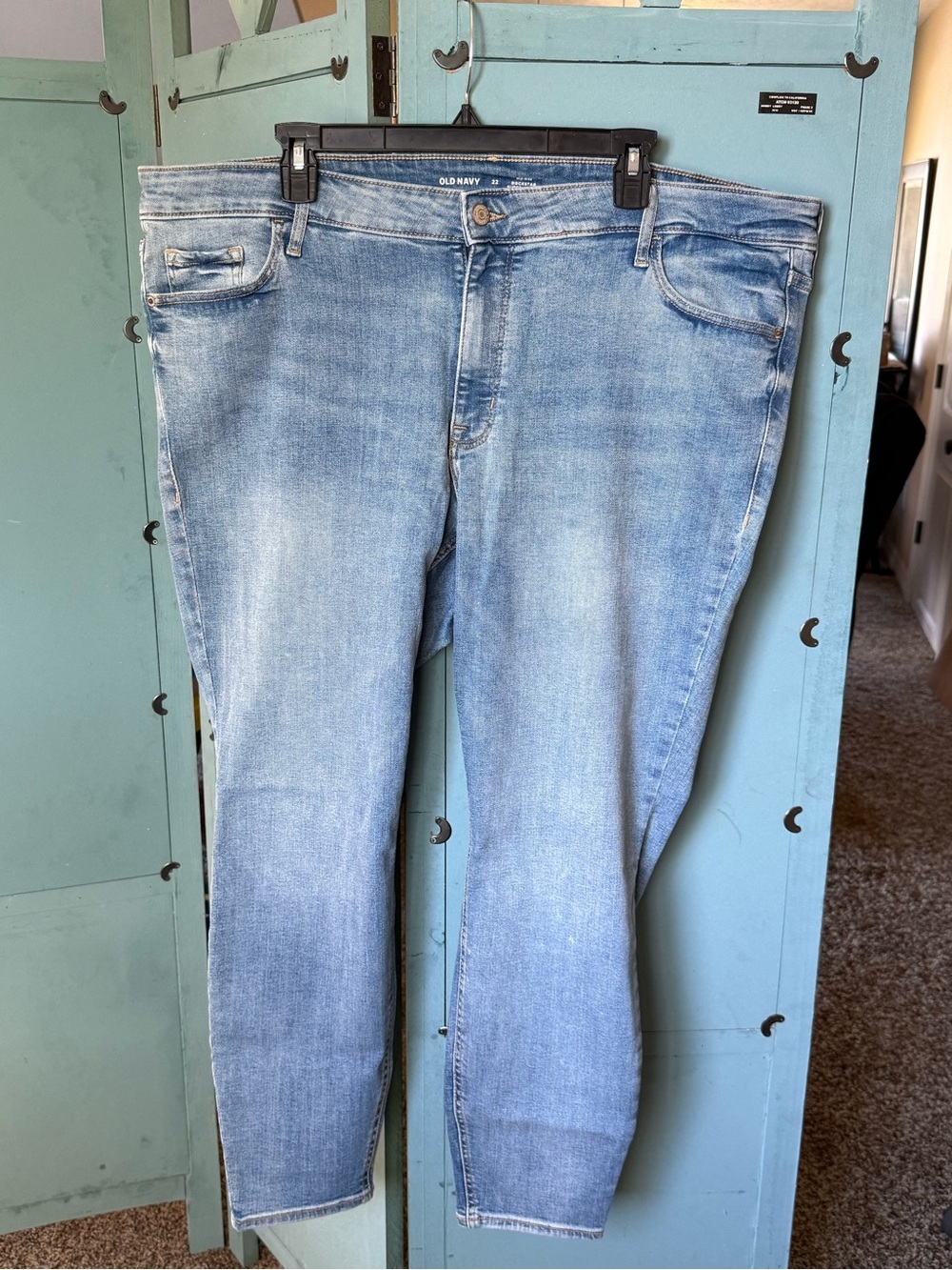 Old Navy Rockstar Super Skinny Jeans